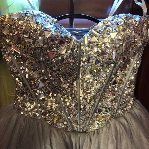 Prom Dress - Picture 4 of 4